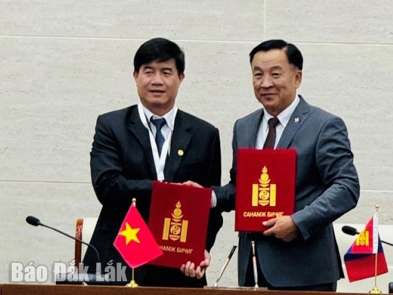 UBND tỉnh Đắk Lắk và Chính quyền tỉnh Orkhon (Mông Cổ) ký kết Bản ghi nhớ hợp tác giai đoạn 2024 - 2028