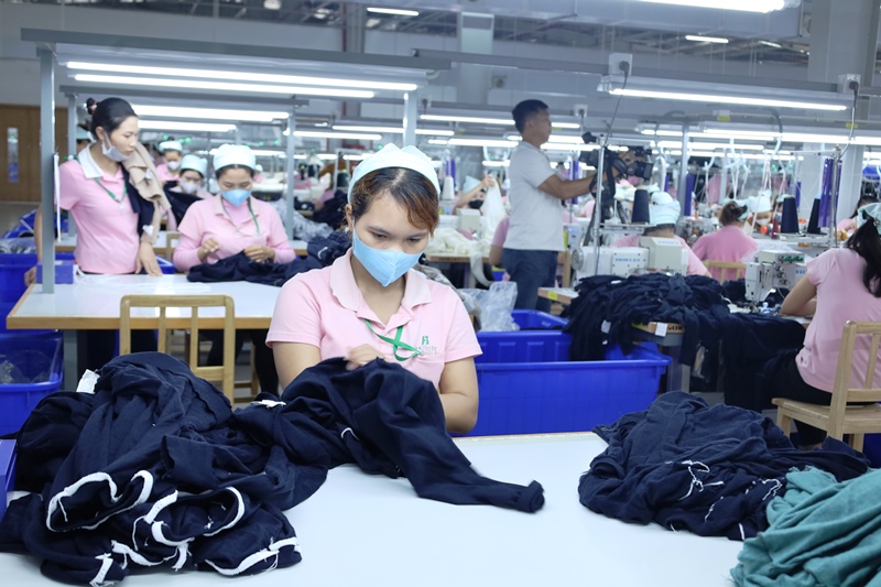 Kết nối việc làm cho lao động các buôn làng vùng sâu ở Đắk Lắk