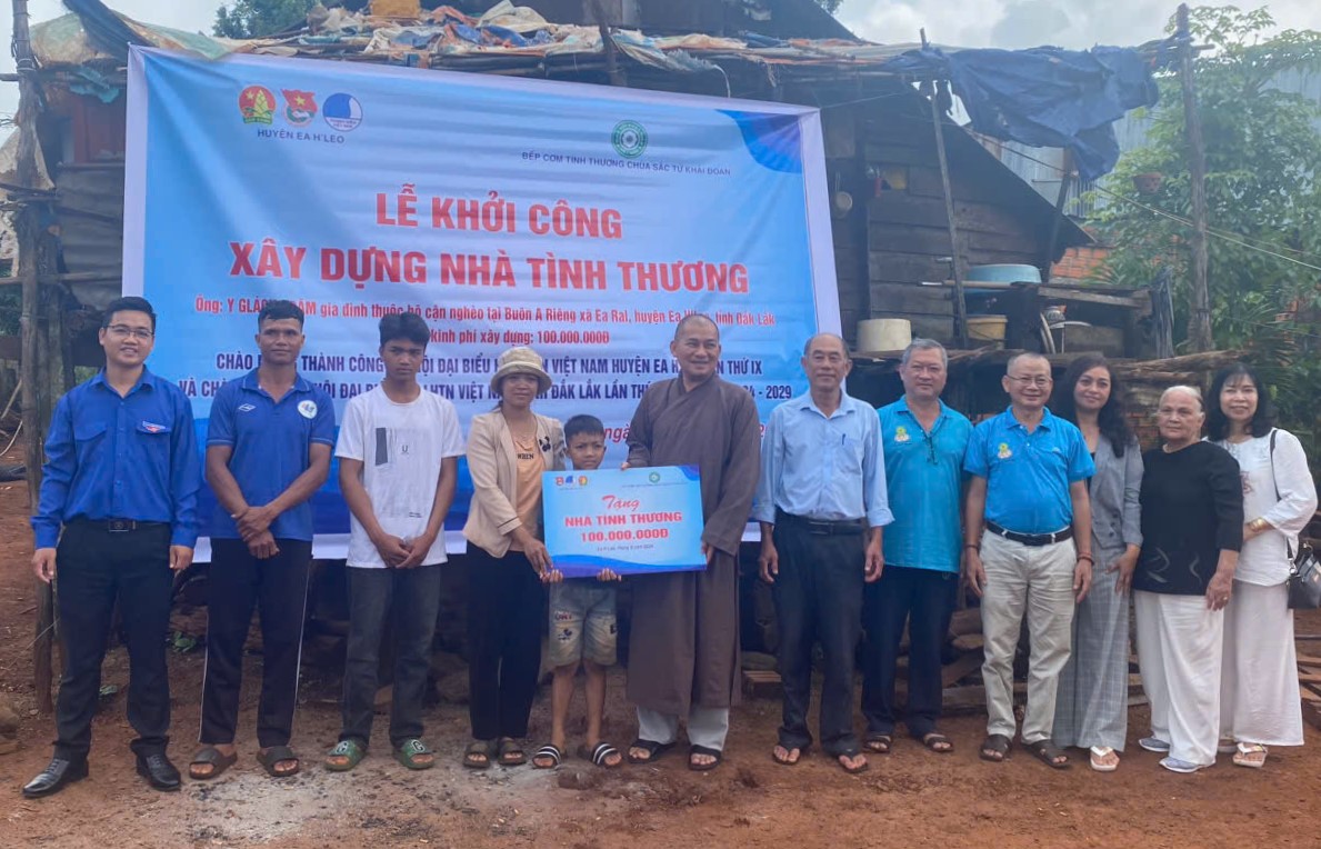 Huyện đoàn Ea H’leo khởi công xây dựng nhà tình thương