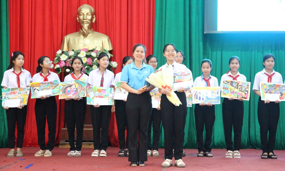 Ngày hội văn hóa giao thông tại huyện M’Drắk