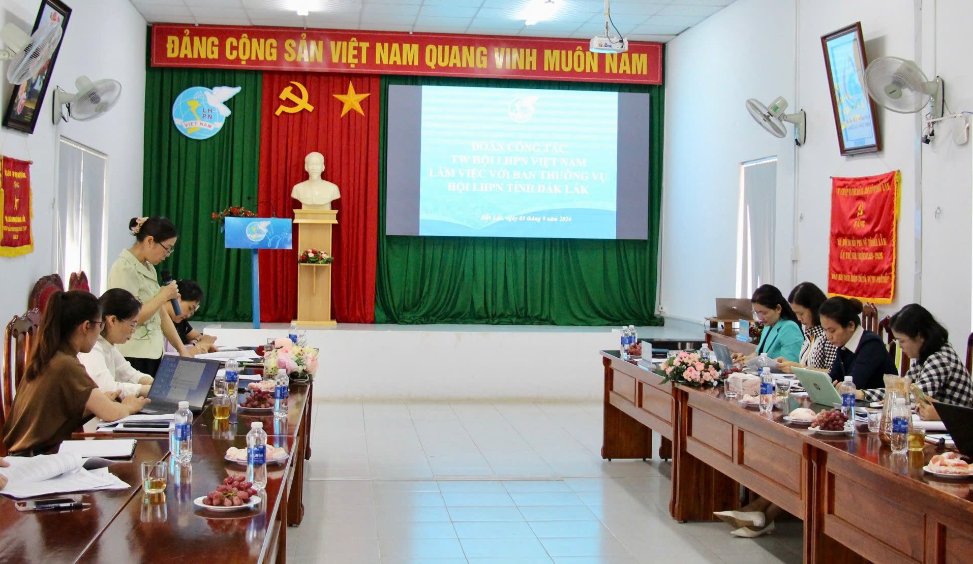 Trung ương Hội Liên hiệp Phụ nữ Việt Nam làm việc với Ban Thường vụ Hội Liên hiệp Phụ nữ tỉnh Đắk Lắk