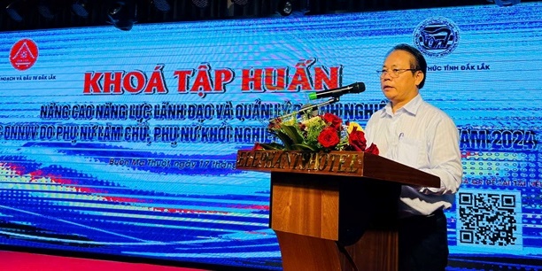 Tập huấn kỹ năng bán hàng trên mạng xã hội, sàn thương mại điện tử cho phụ nữ khởi nghiệp