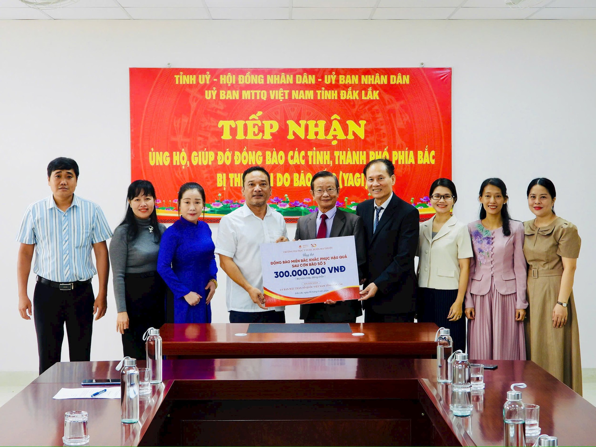 Uỷ ban Mặt trận tổ quốc tỉnh Đắk Lắk đã tiếp nhận hơn 22 tỷ đồng ủng hộ đồng bào vùng lũ phía Bắc