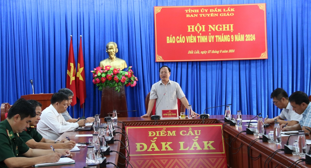 Hội nghị Báo cáo viên Tỉnh ủy tháng 9 năm 2024