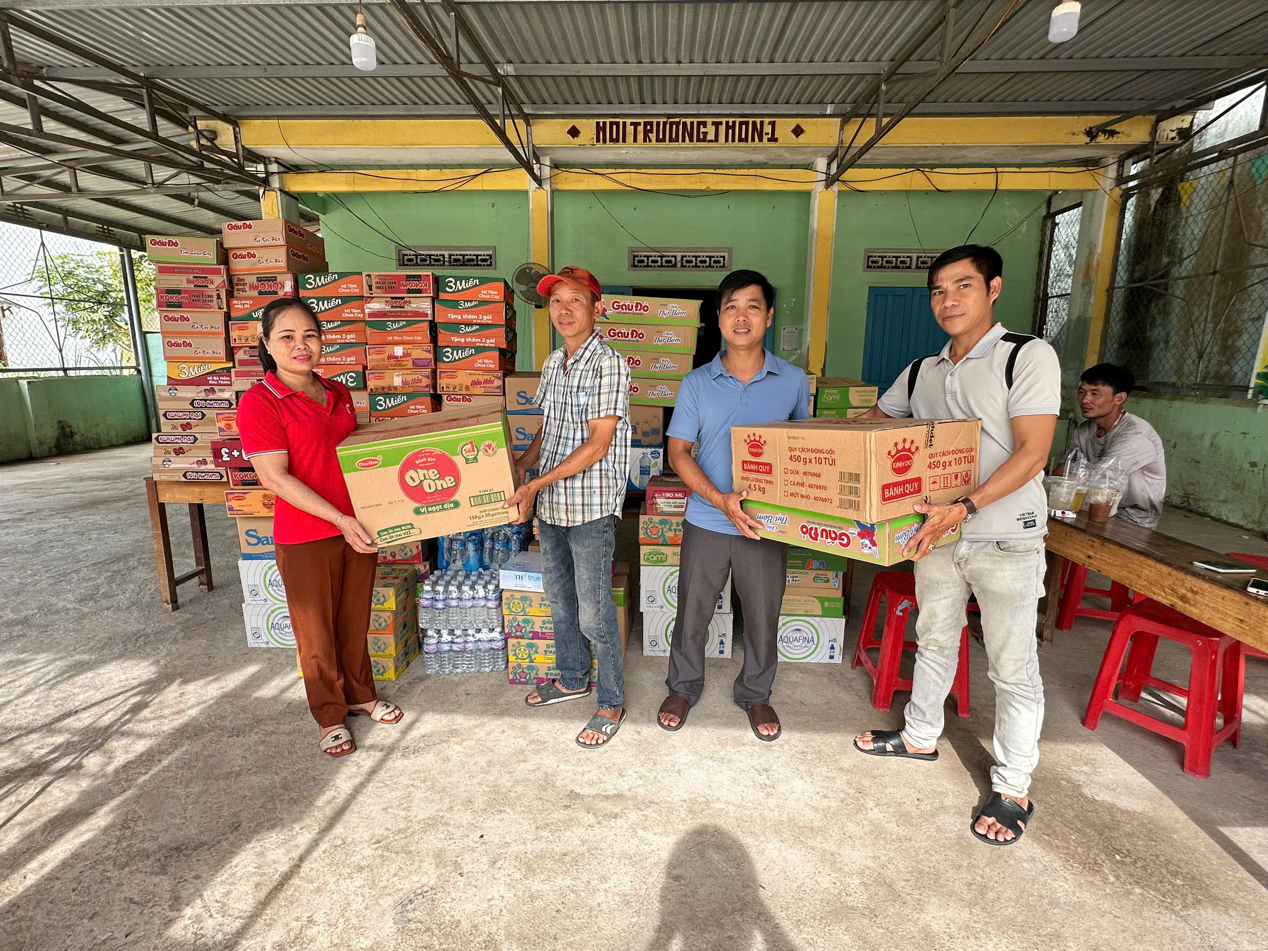 Huyện M’Drắk: Vận động trên 1 tỷ đồng ủng hộ đồng bào bị thiệt hại do cơn bão số 3