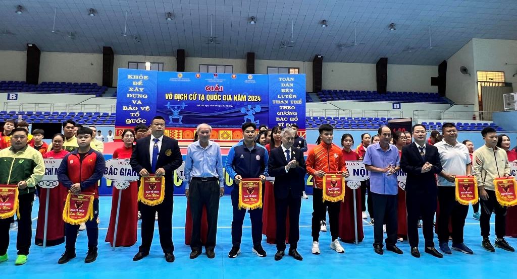 Khai mạc Giải vô địch cử tạ quốc gia năm 2024