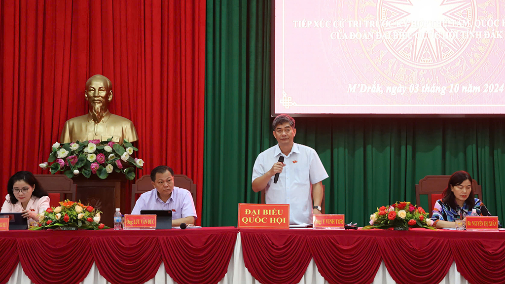 Đoàn Đại biểu Quốc hội tỉnh tiếp xúc cử tri tại huyện M’Drắk
