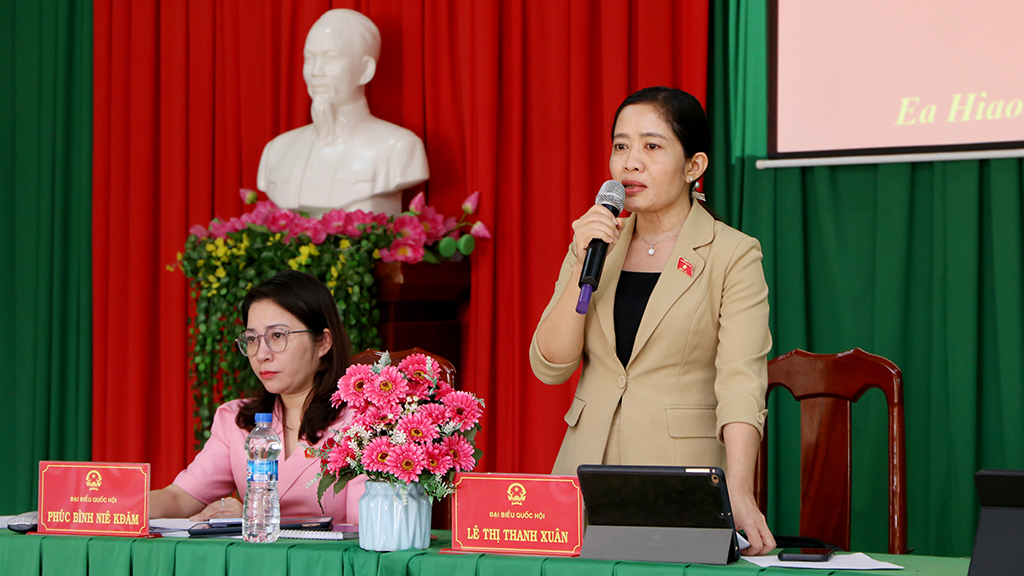 Đoàn Đại biểu Quốc hội tỉnh Đắk Lắk tiếp xúc cử tri huyện Ea H'leo