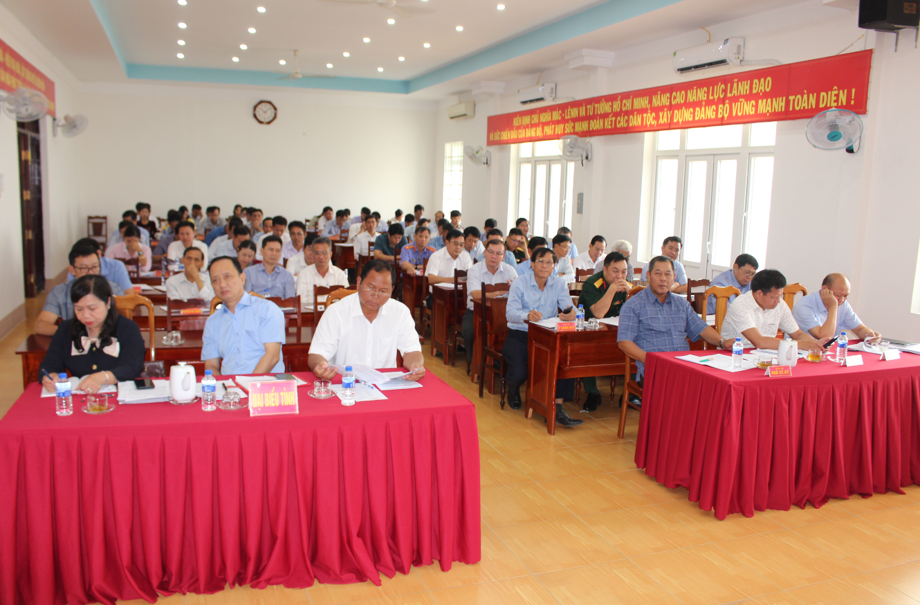 Hội nghị Ban chấp hành Đảng bộ huyện Buôn Đôn lần thứ 18