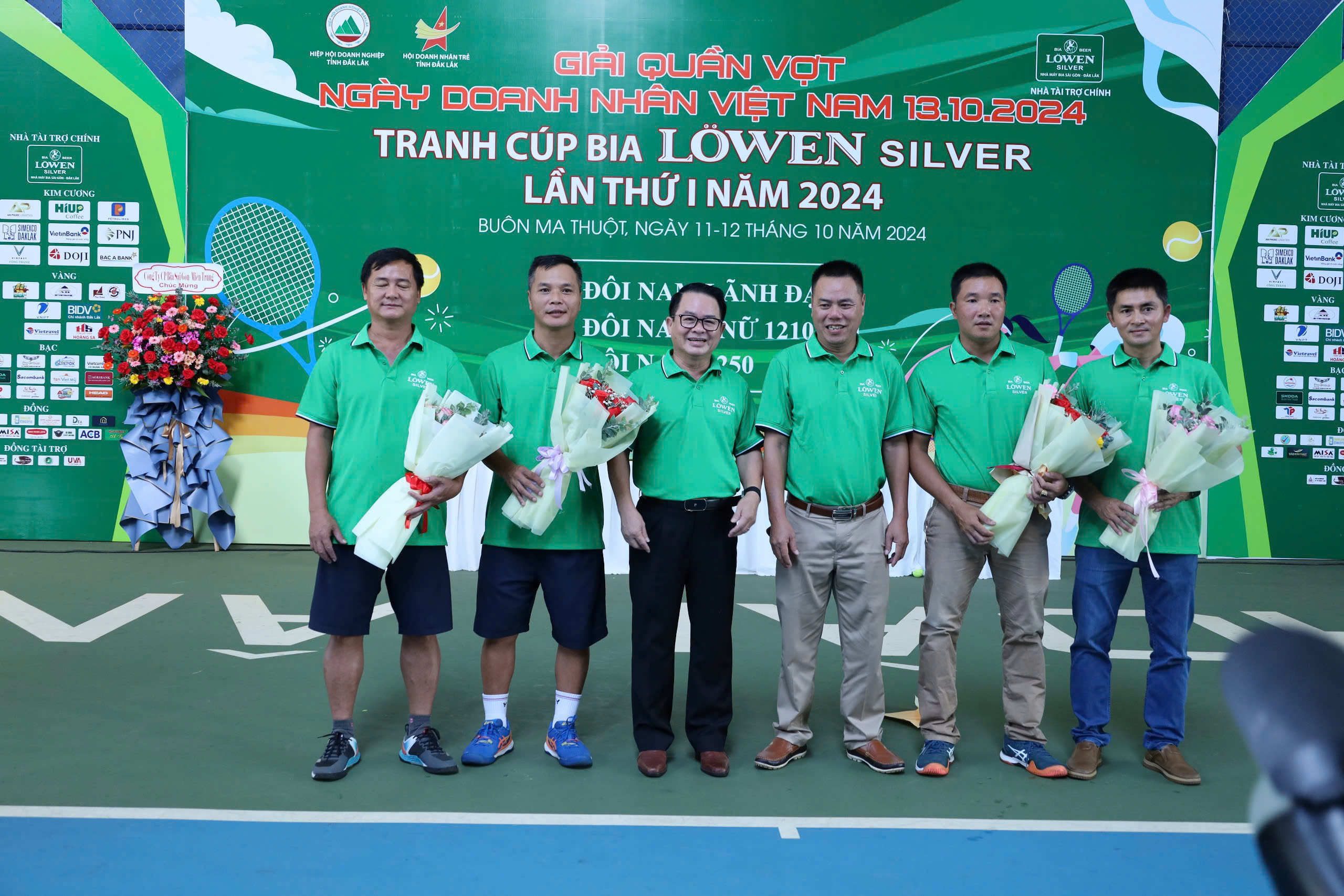 Hơn 200 vận động viên tham gia giải quần vợt doanh nhân tỉnh Đắk Lắk lần thứ I năm 2024