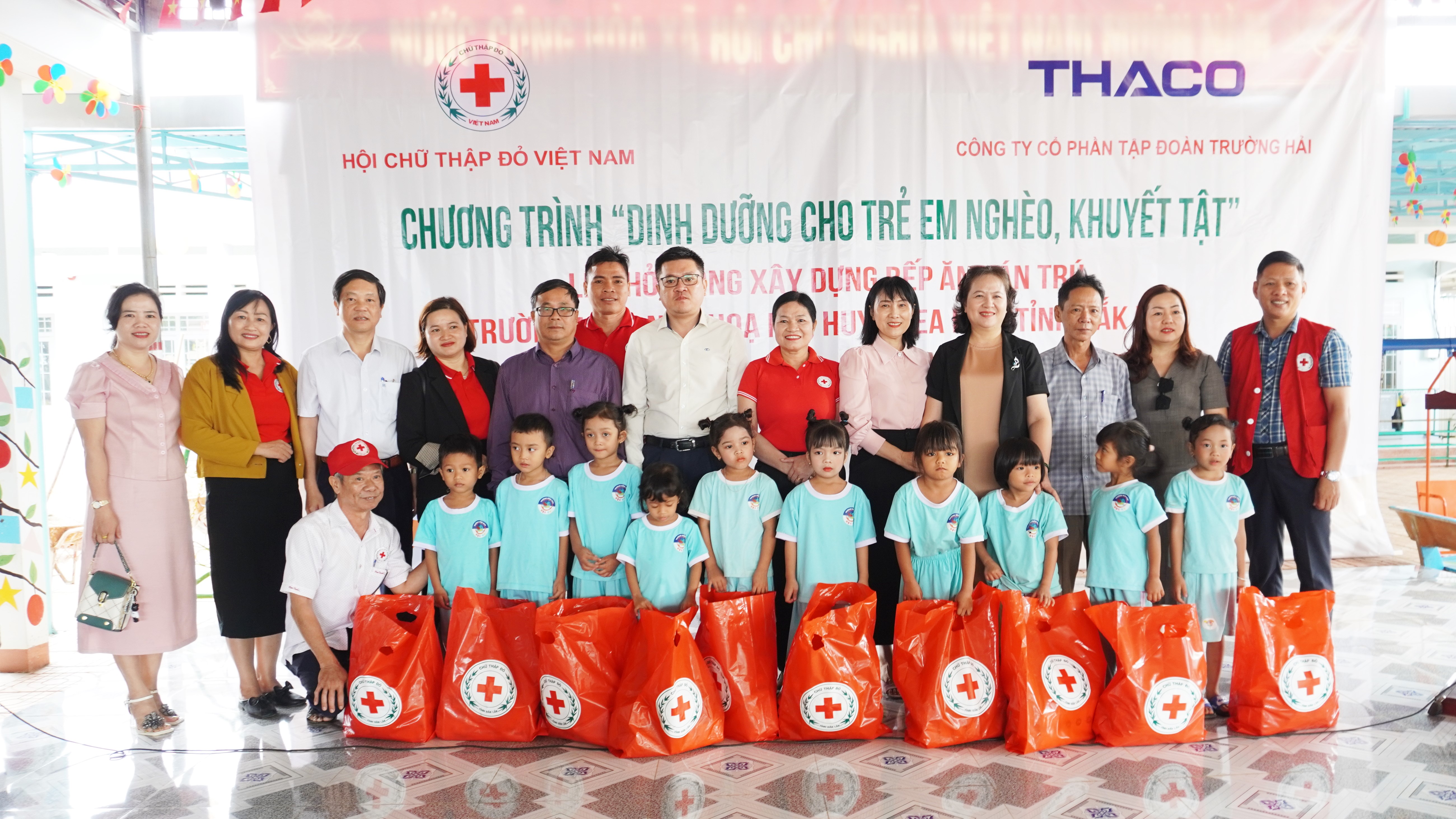 Khởi công xây dựng bếp ăn bán trú cho học sinh của trường Mầm non Họa My, xã Ea Đar, huyện Ea Kar