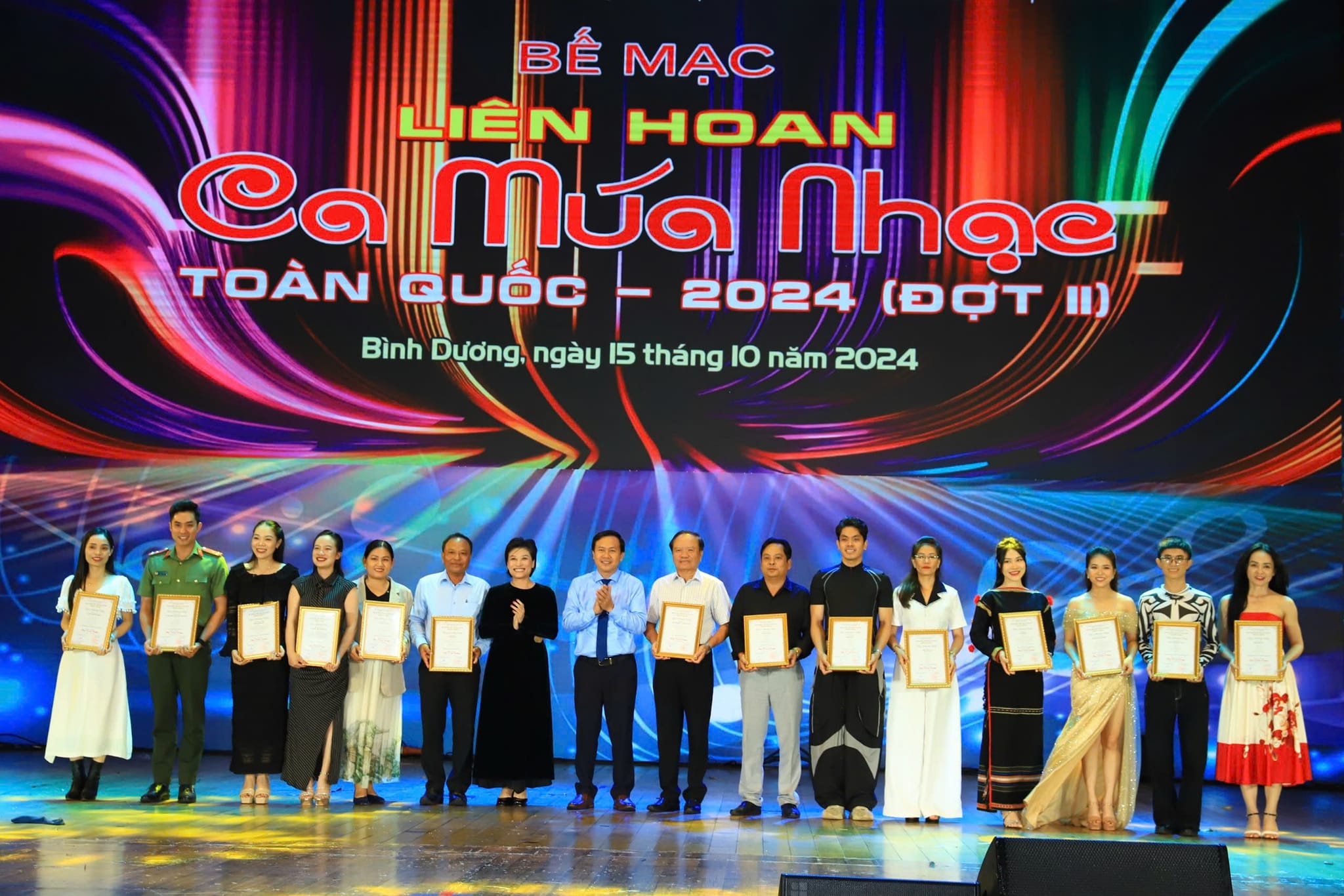 Đắk Lắk đoạt 5 huy chương tại Liên hoan Ca Múa Nhạc toàn quốc năm 2024