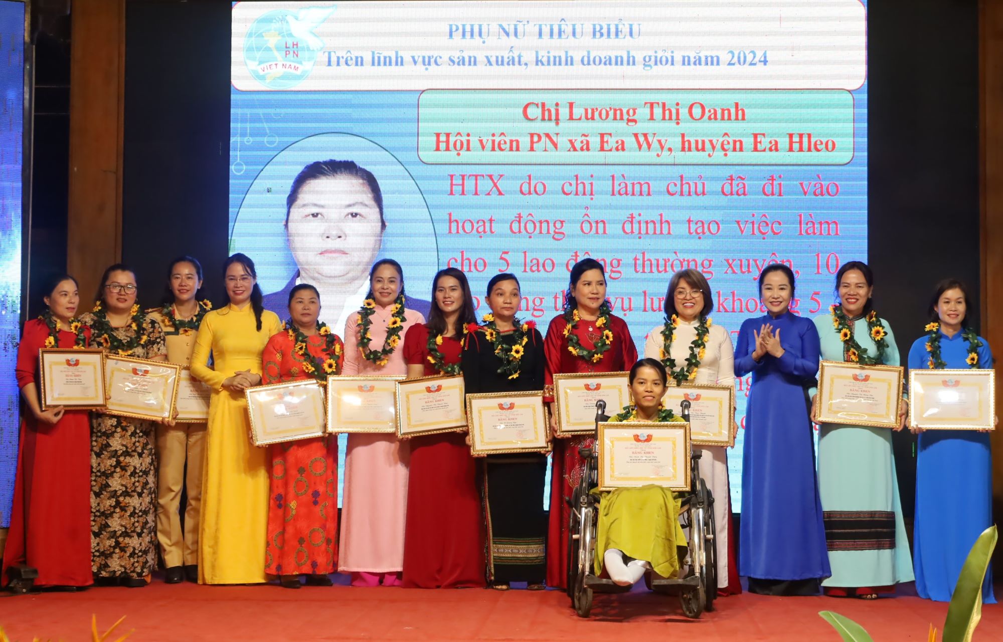 Gặp mặt kỷ niệm 94 năm Ngày thành lập Hội Liên hiệp Phụ nữ Việt Nam