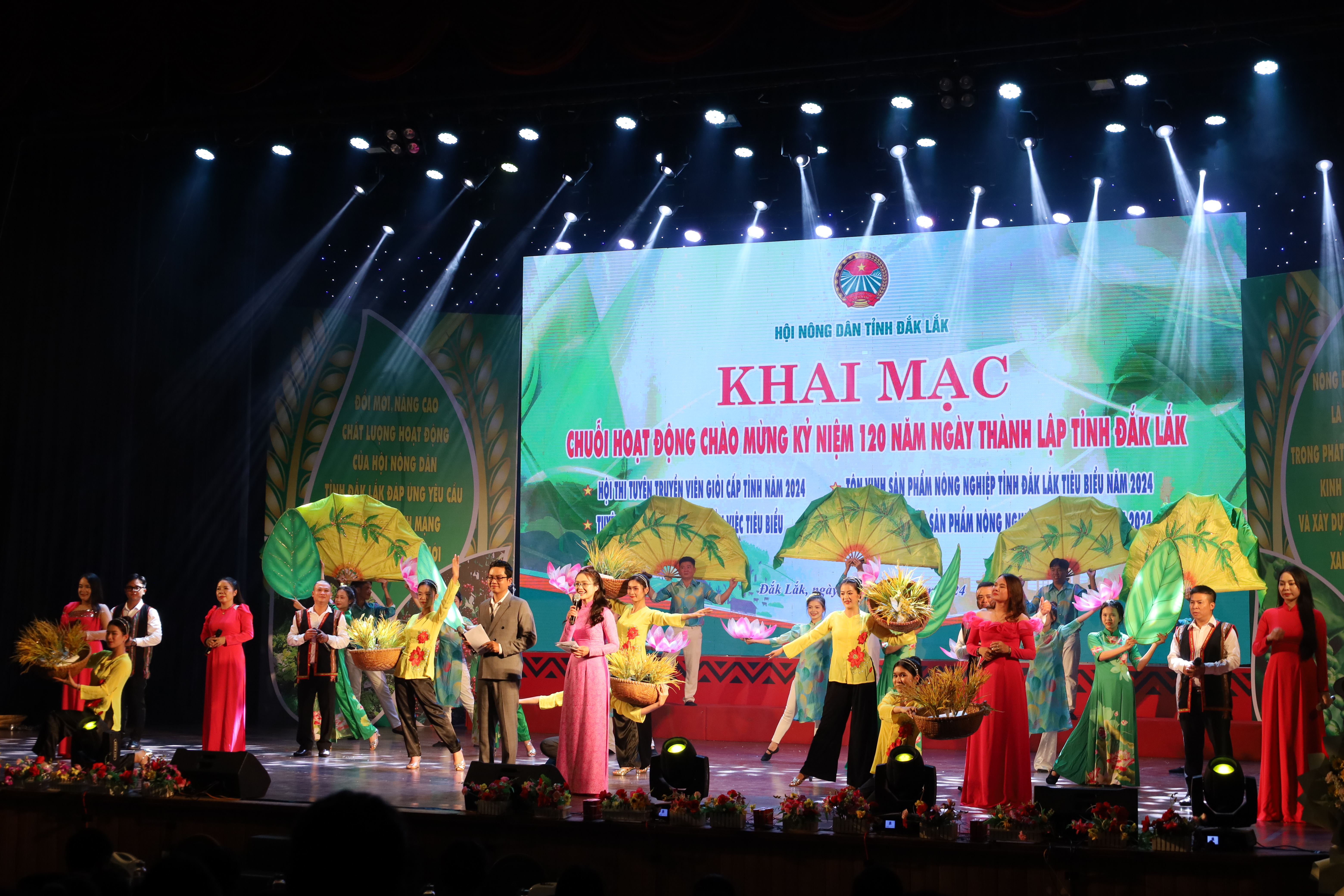 Hội Nông dân tỉnh khai mạc chuỗi hoạt động chào mừng kỷ niêm 120 năm ngày thành lập tỉnh