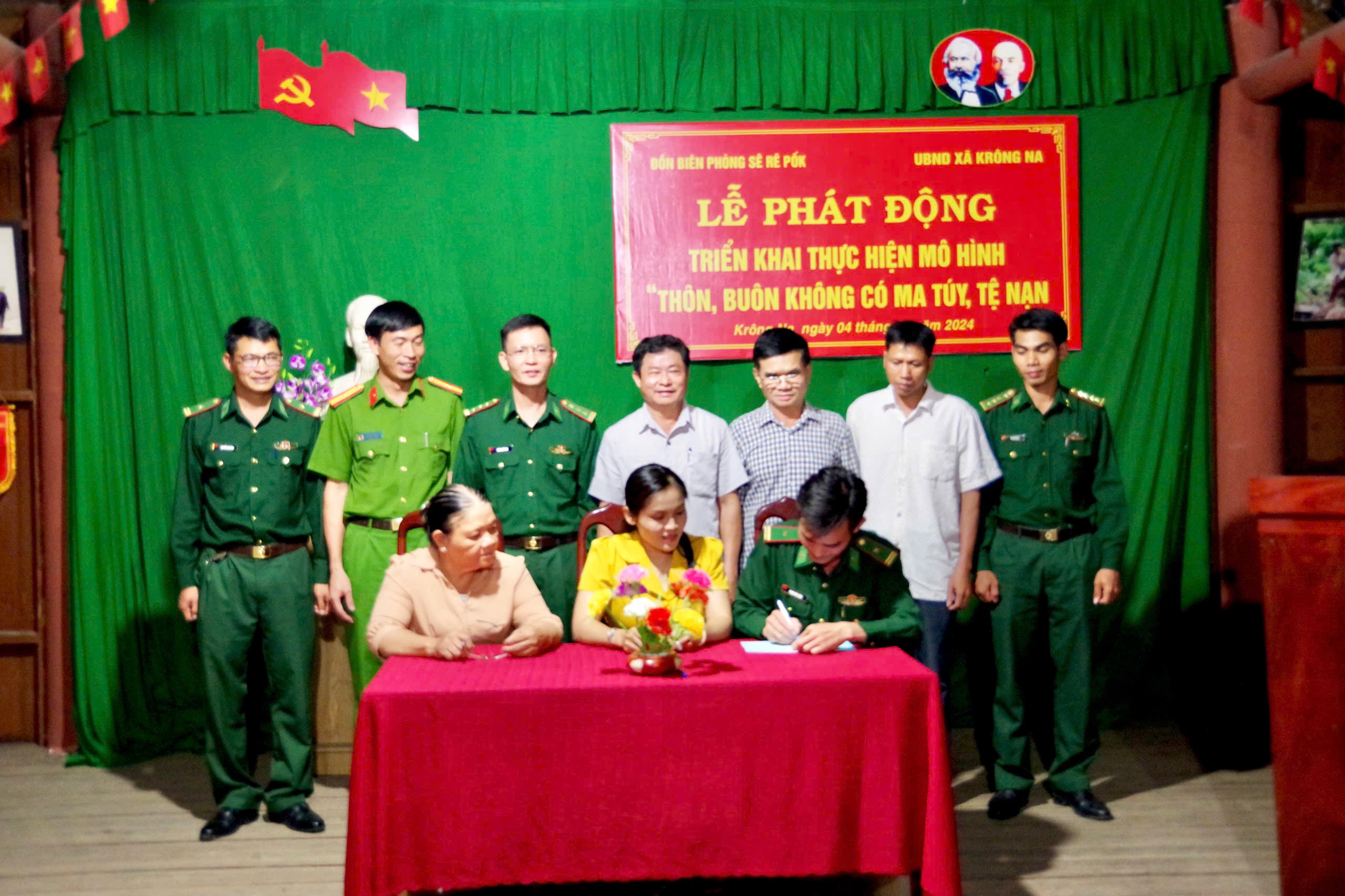 Triển khai mô hình “Thôn, buôn không có ma túy, tệ nạn” tại biên giới