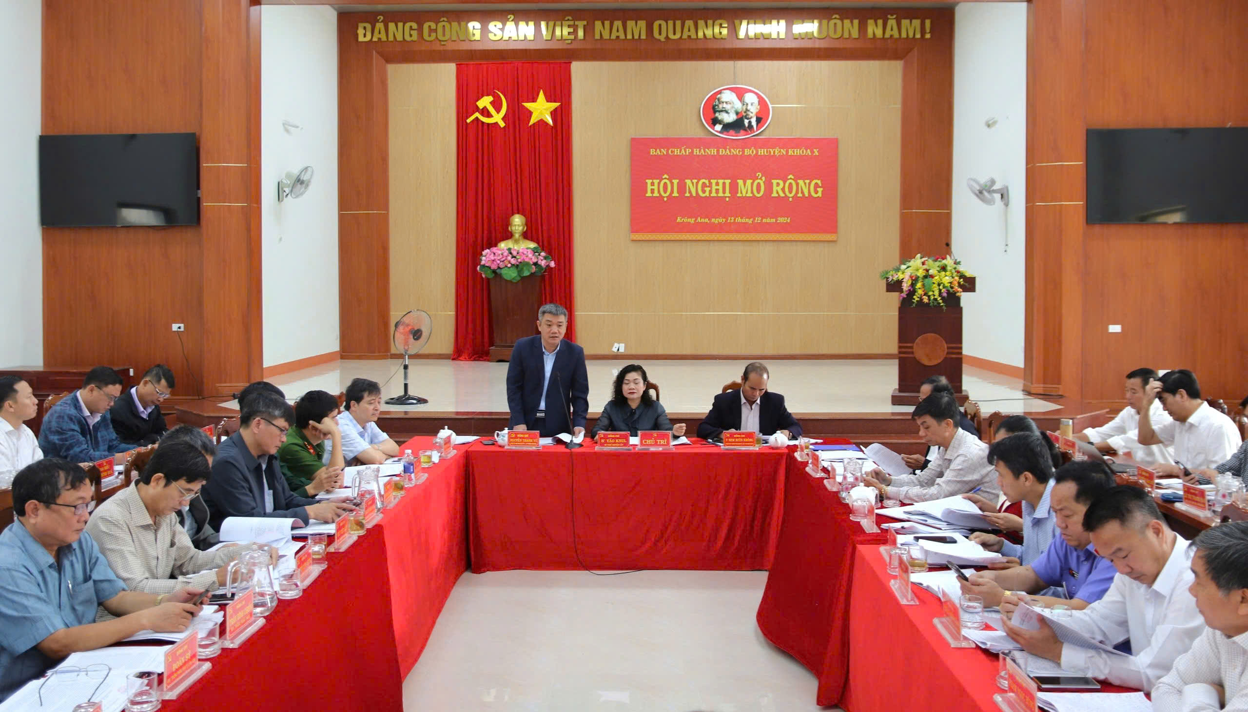 Hội nghị Ban Chấp hành Đảng bộ huyện Krông Ana khóa X (mở rộng)