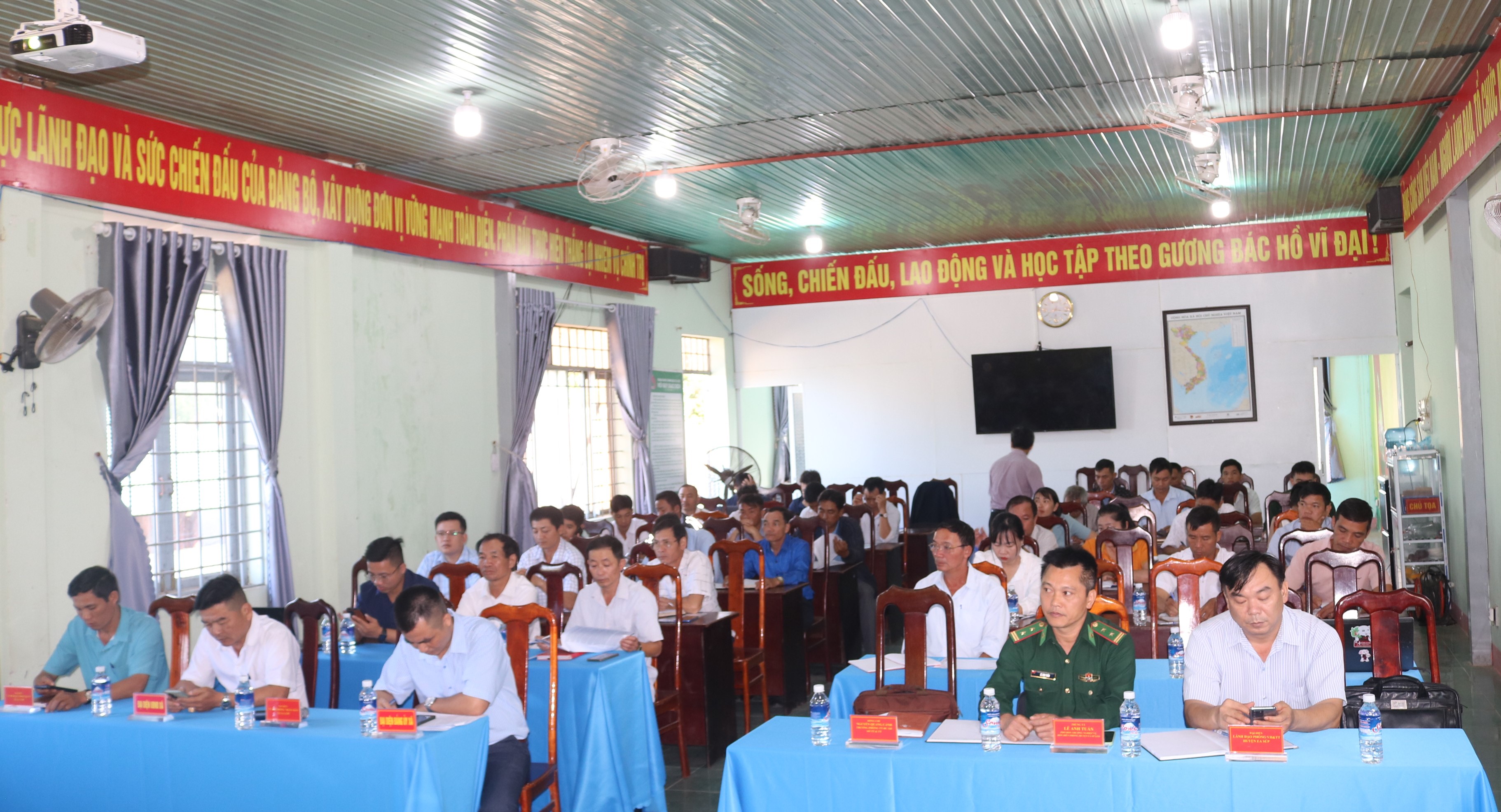 Bồi dưỡng, tập huấn kiến thức, nghiệp vụ thông tin đối ngoại năm 2024