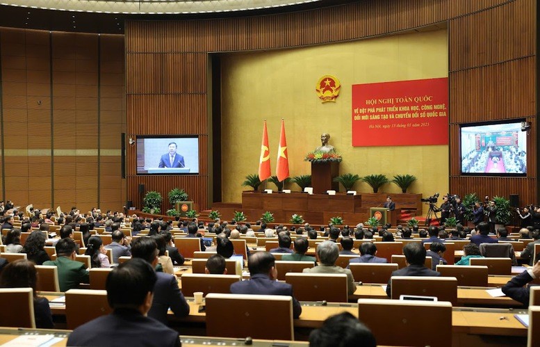 National online conference on the Implementation of the Politburo Resolution on Breakthrough Development of Science, Technology, Innovation, and National Digital Transformation.