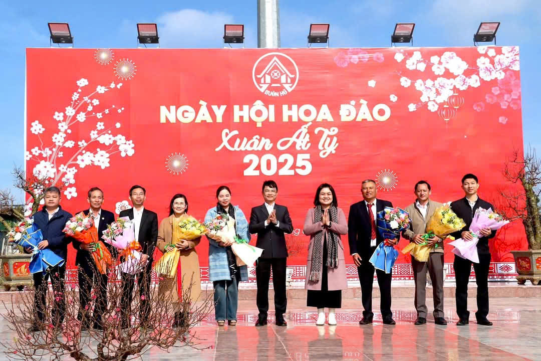 Nhiều hoạt động đặc sắc tại Ngày hội “Hoa Đào Buôn Hồ 2025”