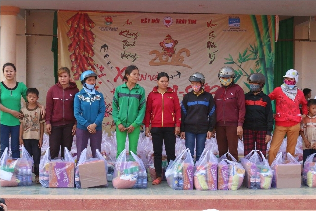 Huyện đoàn Ea Súp tổ chức chương trình Xuân tình nguyện