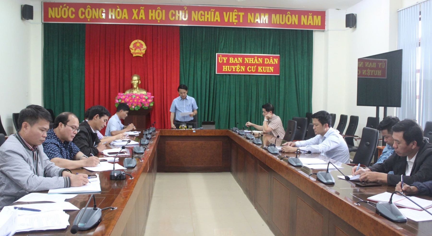 Triển khai thí điểm mô hình “Tuần lễ vàng giải quyết hồ sơ chuyển mục đích sử dụng đất ở cho hộ gia đình, cá nhân”