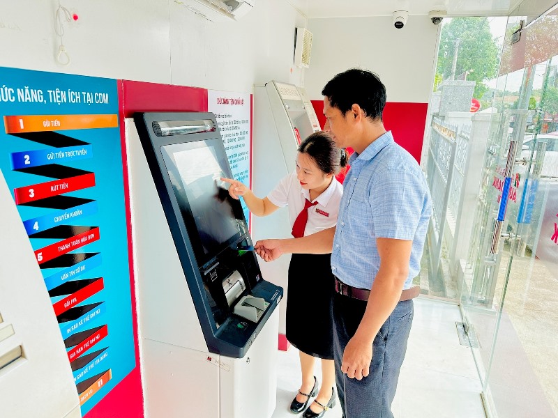 Agribank Đắk Lắk mở rộng mạng lưới máy gửi-rút tiền tự động, tăng tiện ích cho khách hàng