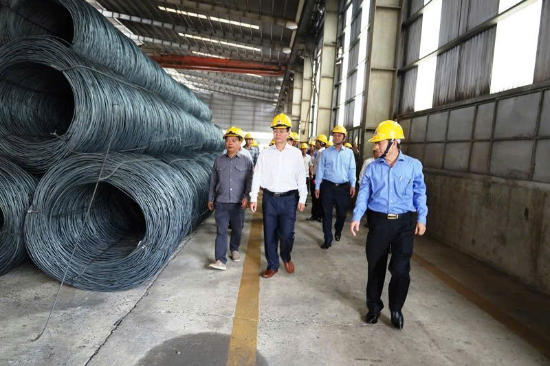 Tập trung phát triển cụm công nghiệp để thu hút đầu tư