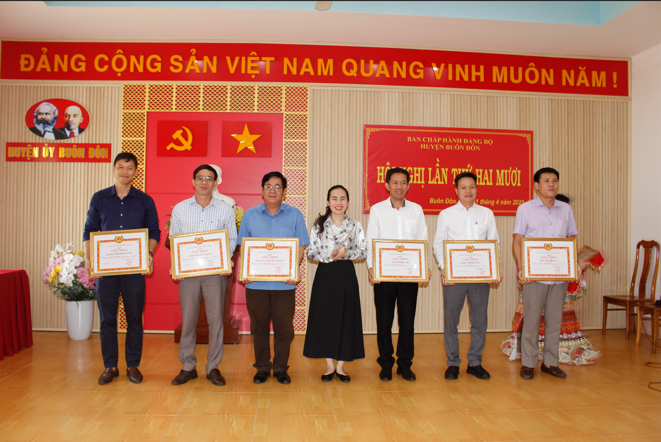 Hội nghị Ban Chấp hành Đảng bộ huyện Buôn Đôn lần thứ 20 (mở rộng)