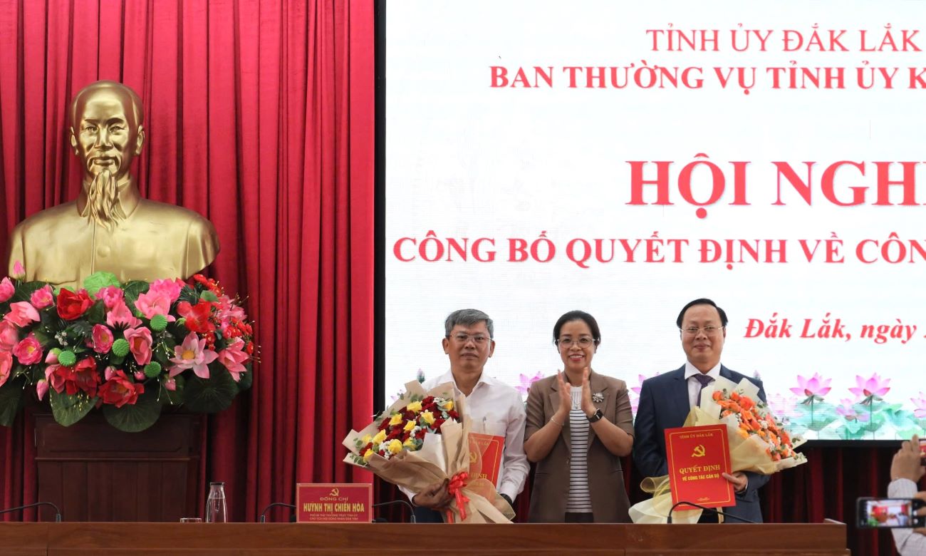 Công bố quyết định của Ban Thường vụ Tỉnh ủy Đắk Lắk về công tác cán bộ