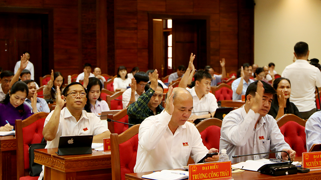 Kỳ họp Chuyên đề lần thứ 18, HĐND tỉnh khóa X: Thông qua 10 nghị quyết quan trọng