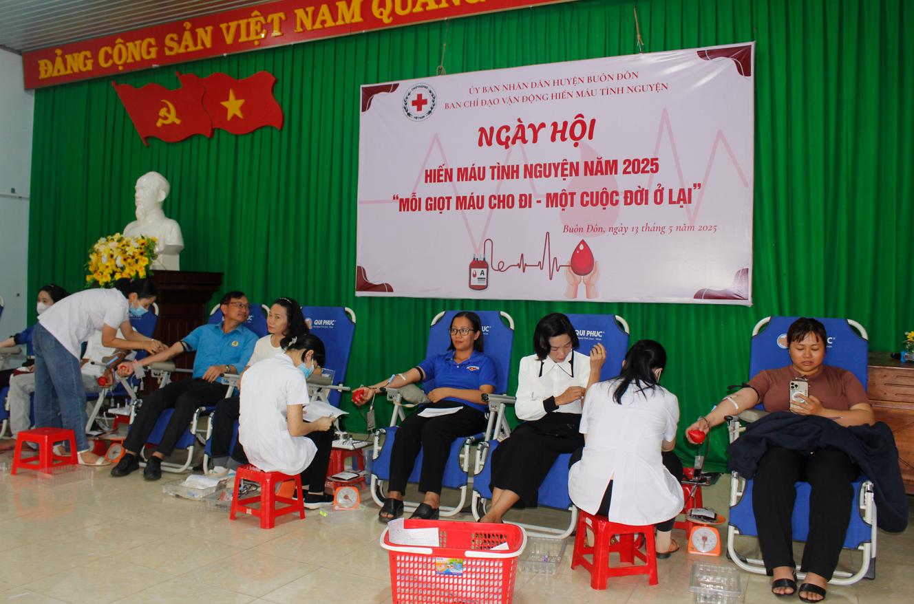 Huyện Buôn Đôn tổ chức Ngày hội hiến máu tình nguyện năm 2025