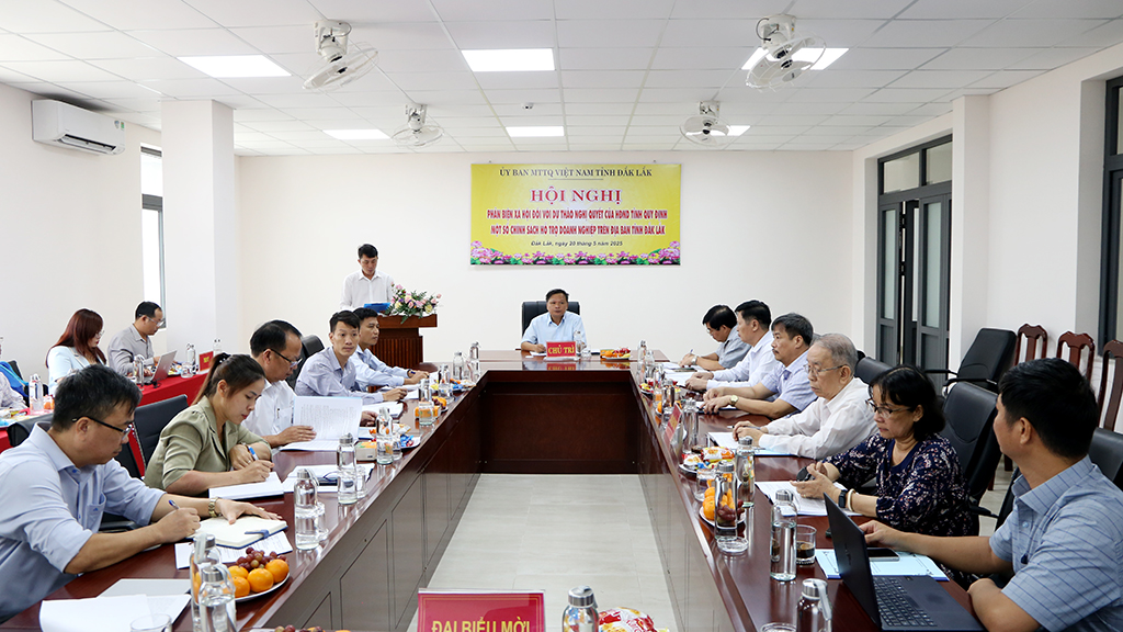 Hội nghị phản biện xã hội đối với dự thảo Nghị quyết của HĐND tỉnh Quy định một số chính sách hỗ trợ doanh nghiệp trên địa bàn tỉnh Đắk Lắk