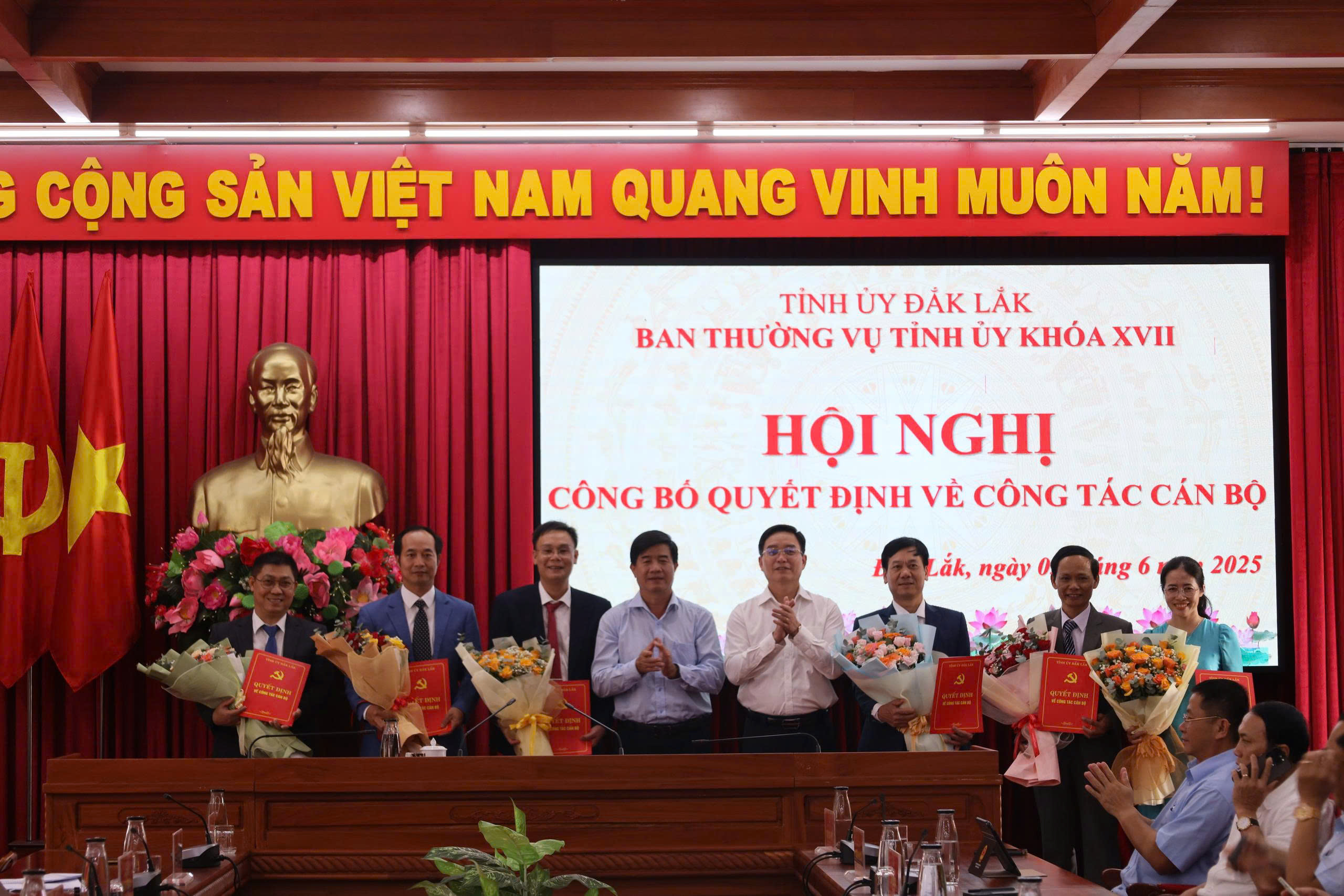 Ông Trần Văn Hiền giữ chức Tổng Biên tập Báo Đắk Lắk