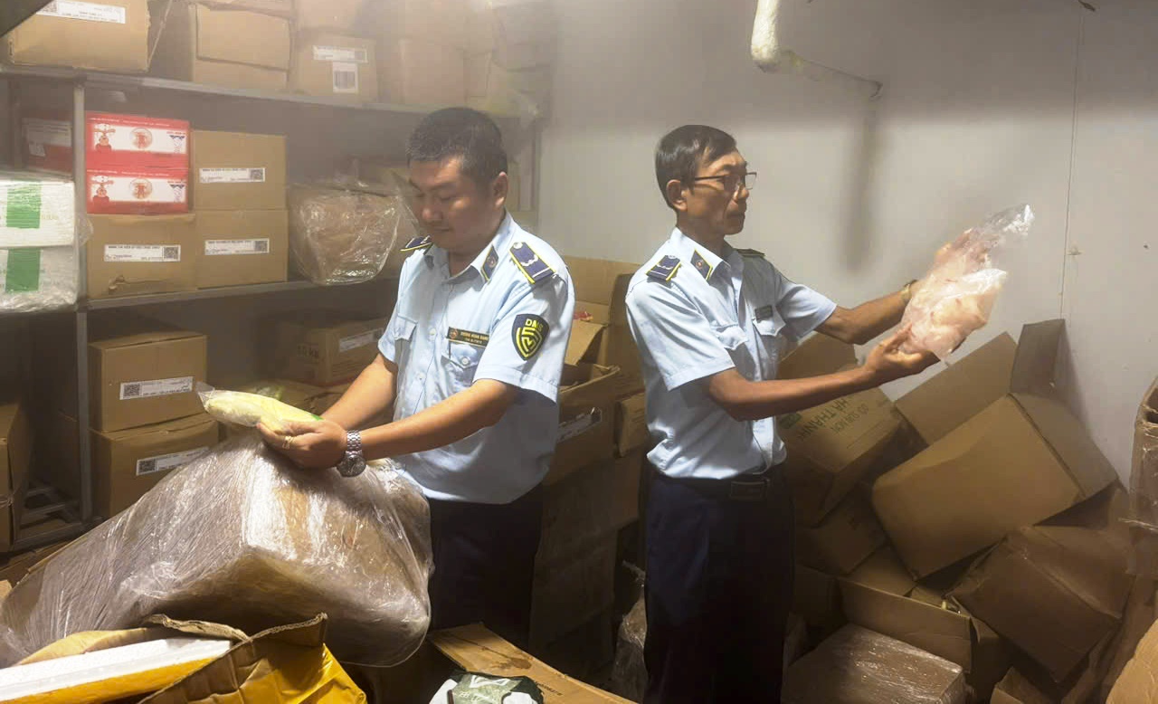 Quản lý thị trường Đắk Lắk quyết liệt xử lý thực phẩm bẩn