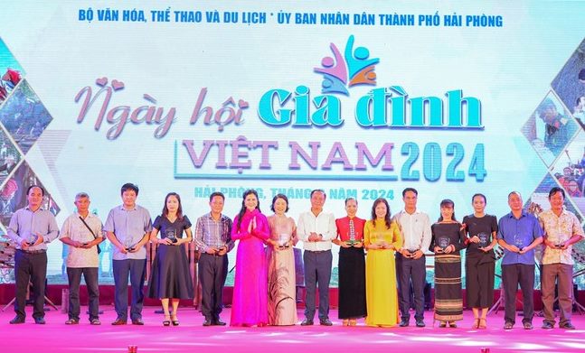 Tổ chức Ngày hội Gia đình Việt Nam năm 2025 tại thành phố Buôn Ma Thuột