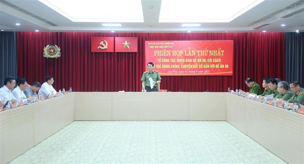 Triển khai thực hiện Công văn số 4133/CV-TCT ngày 21/6/2025 của Tổ Công tác triển khai Đề án 06, cải cách thủ tục hành chính, chuyển đổi số gắn với Đề án 06