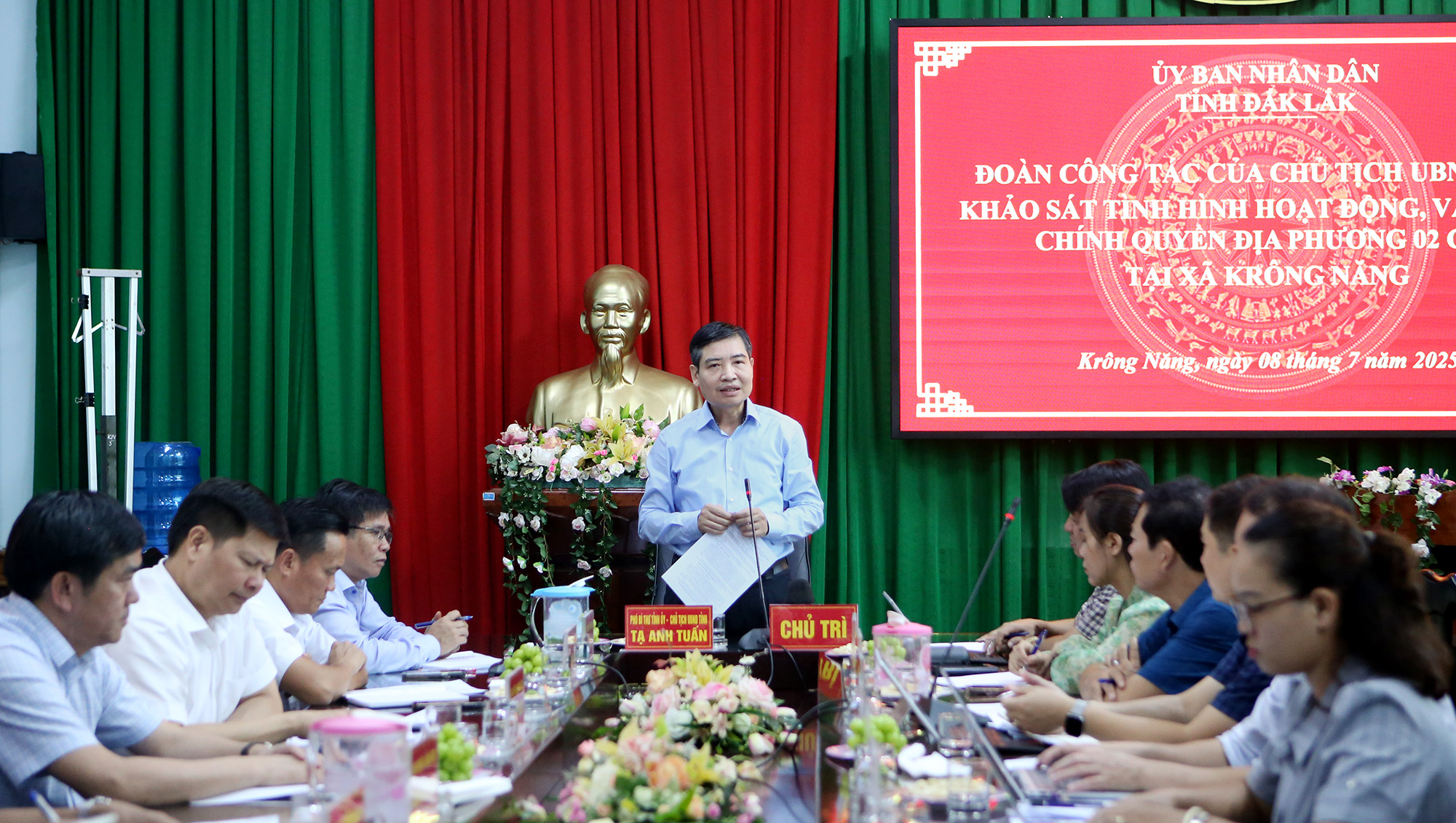 Chủ tịch UBND tỉnh Đắk Lắk khảo sát thực tế tình hình hoạt động, vận hành chính quyền địa phương 02 cấp tại xã Krông Năng và phường Buôn Hồ