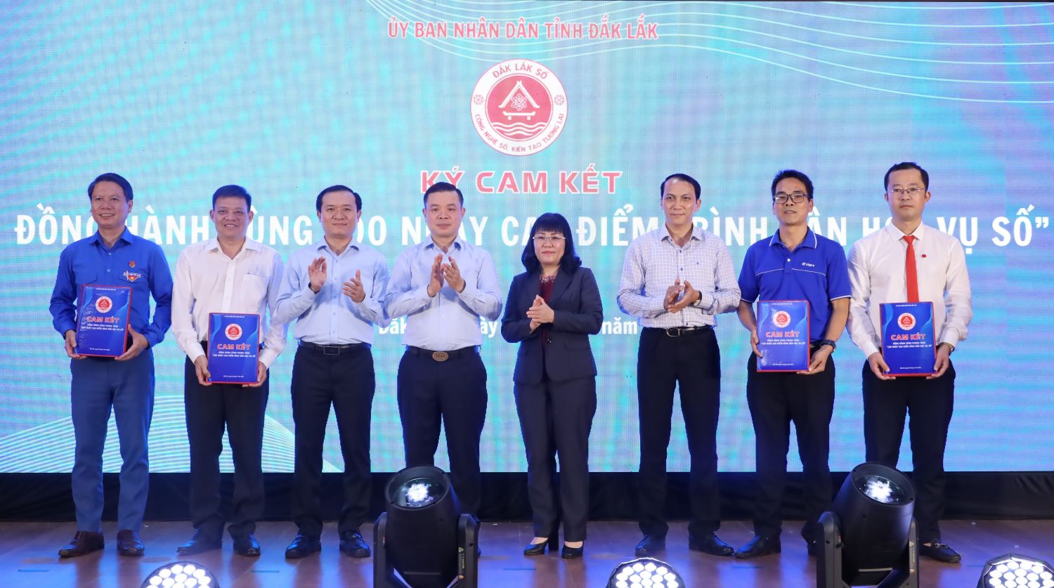 Đắk Lắk phát động 100 ngày cao điểm phong trào “Bình dân học vụ số”