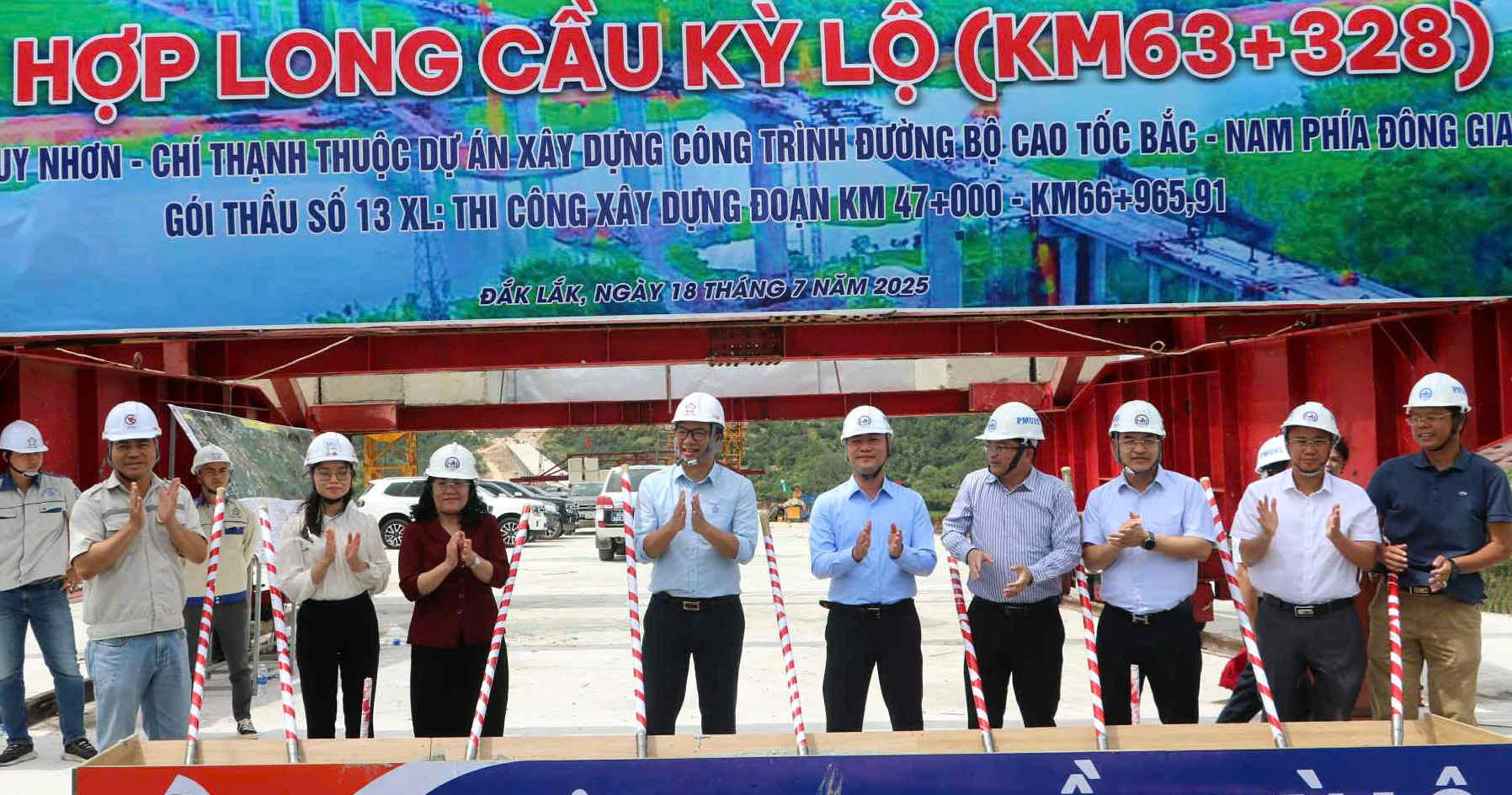 Hợp long cầu Kỳ Lộ Dự án Cao tốc Bắc - Nam