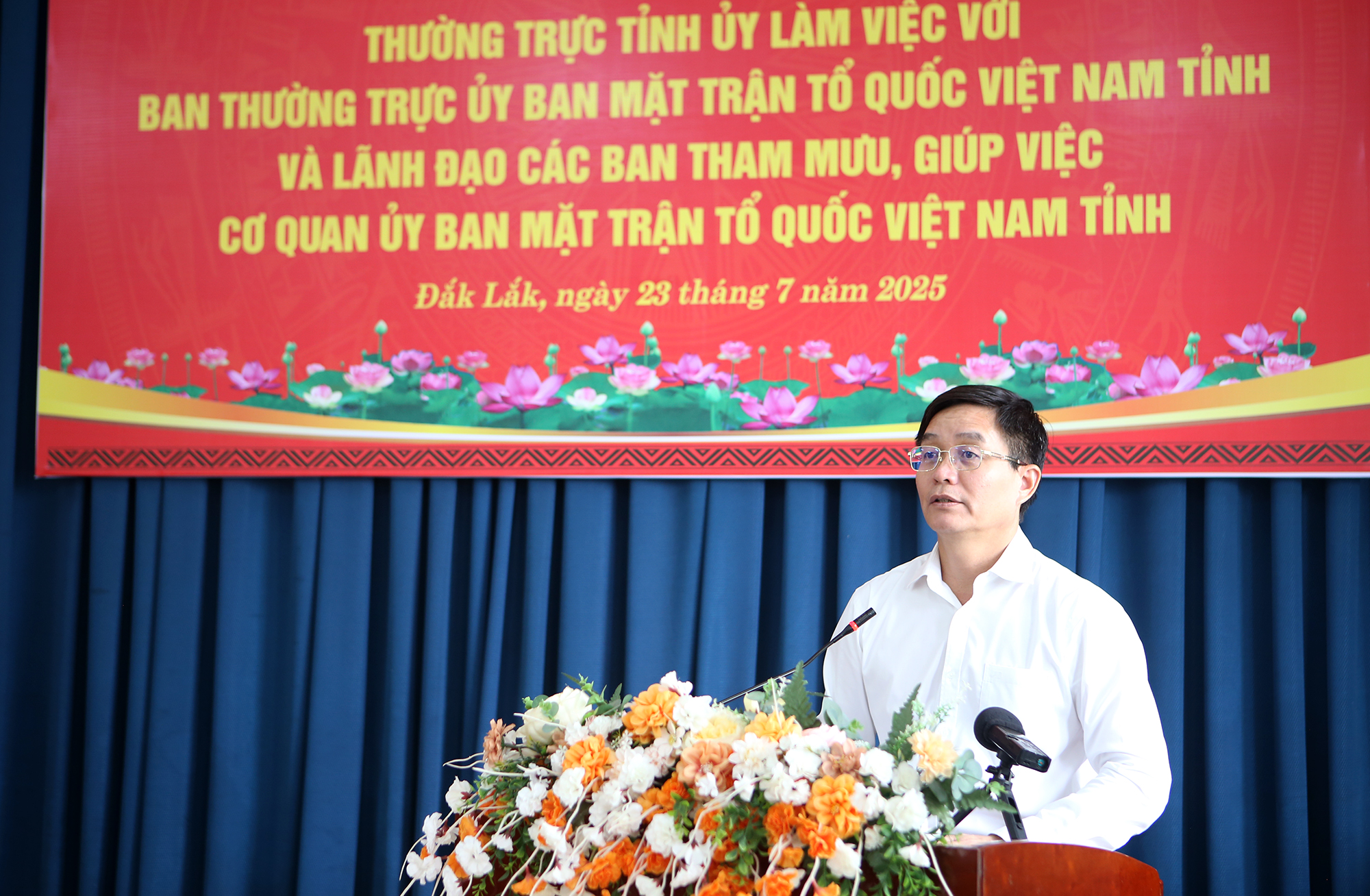 Chủ động đổi mới phương thức hoạt động để thích ứng với yêu cầu mới đặt ra đối với khối Mặt trận và các tổ chức chính trị - xã hội