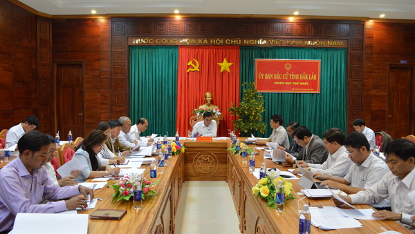 Ủy ban bầu cử Đại biểu Quốc hội khóa XIV và Đại biểu HĐND tỉnh nhiệm kỳ 2016 – 2021 họp phiên thứ nhất