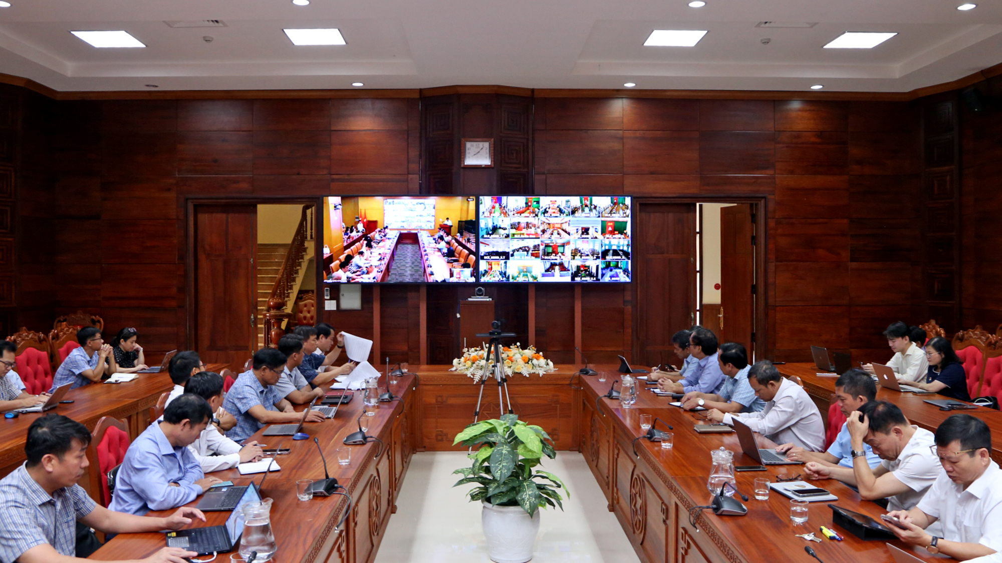 Tập huấn quy định pháp luật về phân quyền, phân cấp, phân định thẩm quyền trong lĩnh vực nông nghiệp và môi trường gắn với tổ chức chính quyền địa phương 2 cấp