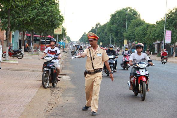 Phát hiện và lập biên bản 3288 trường hợp vi phạm trật tự an toàn giao thông dịp Tết Nguyên Đán