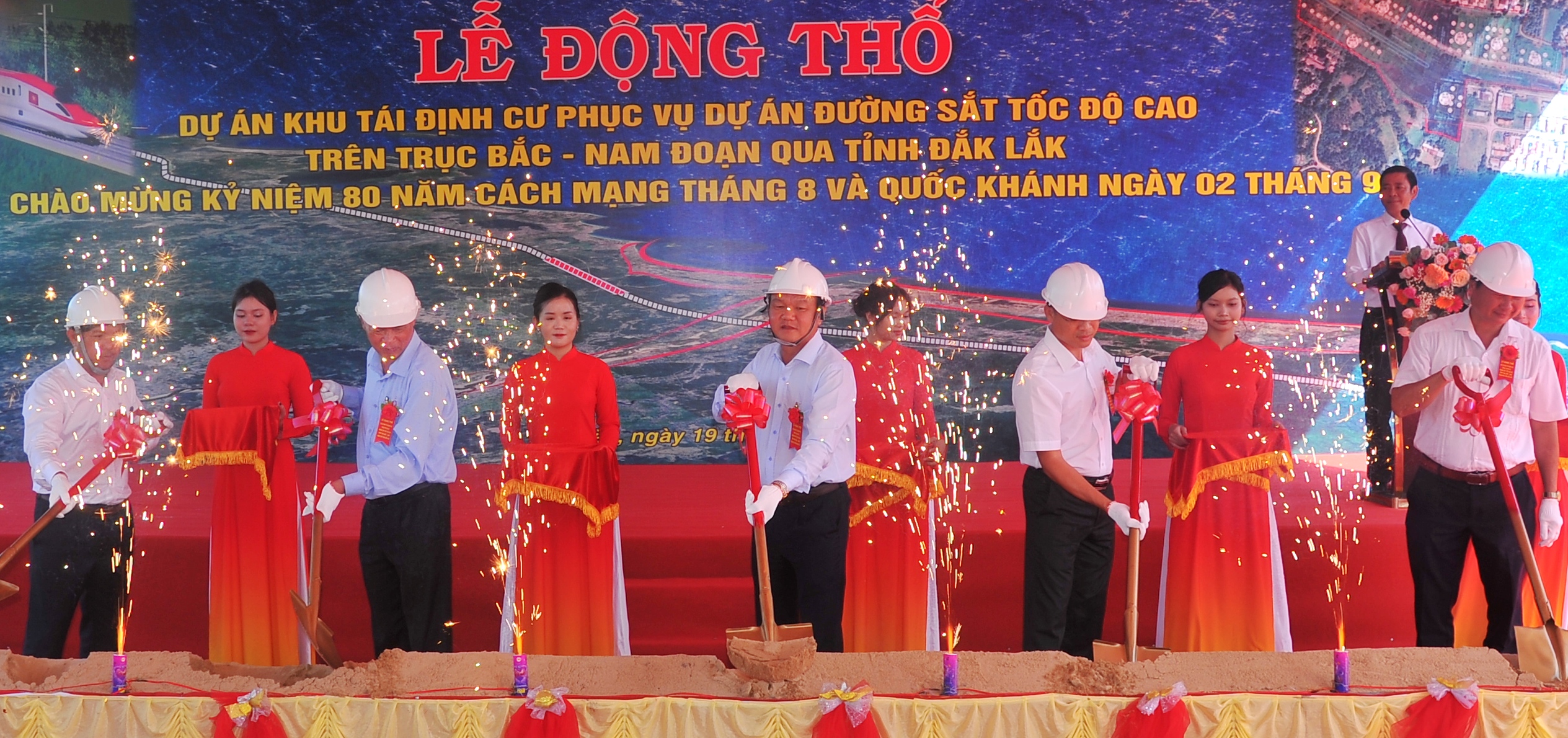 Động thổ dự án Khu tái định cư phục vụ dự án đường sắt tốc độ cao