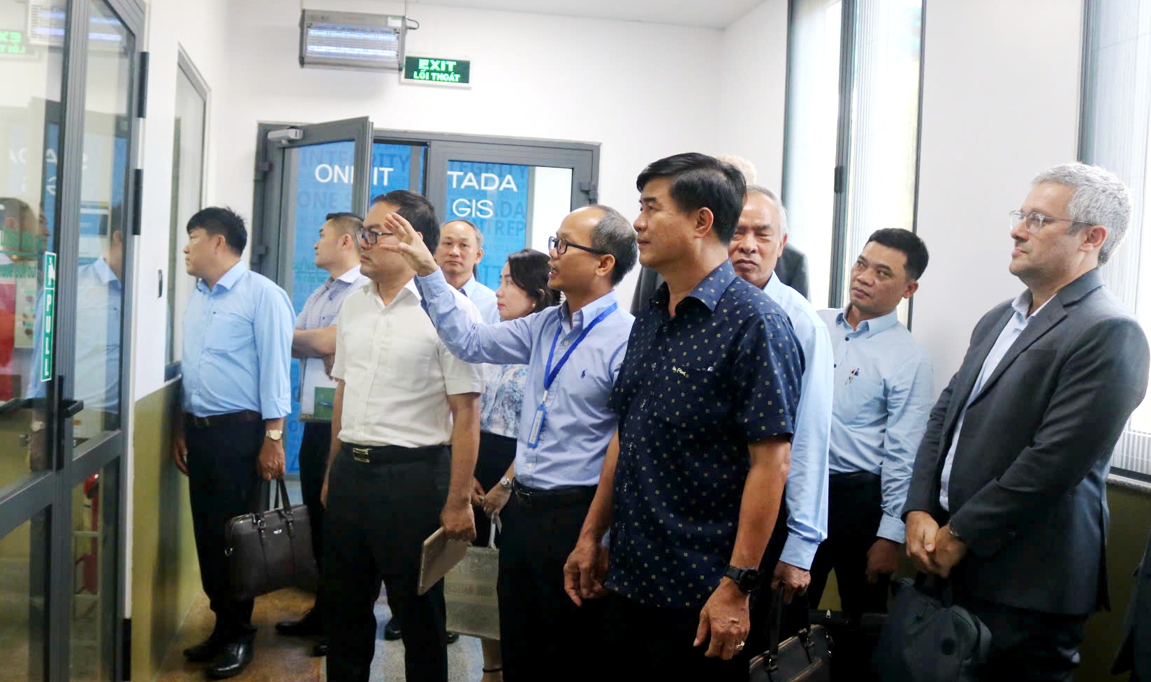 Phó Chủ tịch UBND tỉnh Nguyễn Thiên Văn thăm và làm việc với Công ty Cổ phần Pymepharco