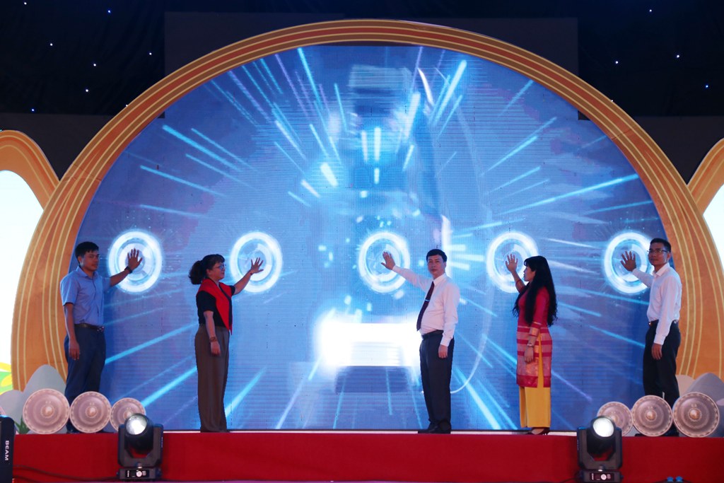 Khai mạc Tuần lễ Văn hóa, Du lịch và Ẩm thực Đắk Lắk năm 2025