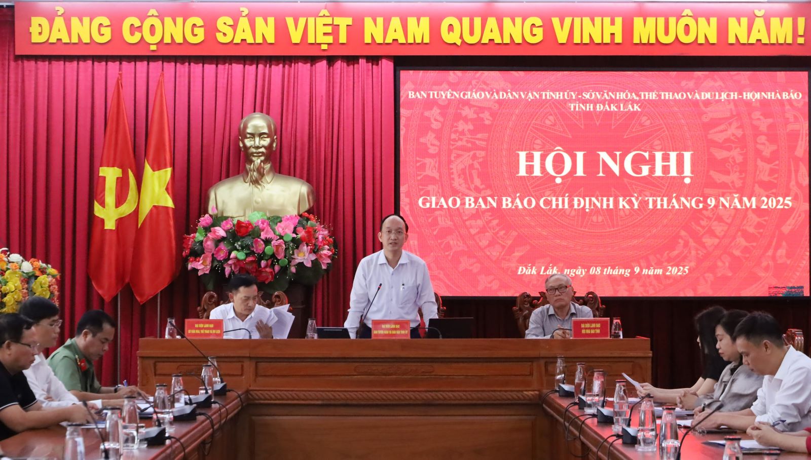 Giao ban báo chí định kỳ tháng 9/2025