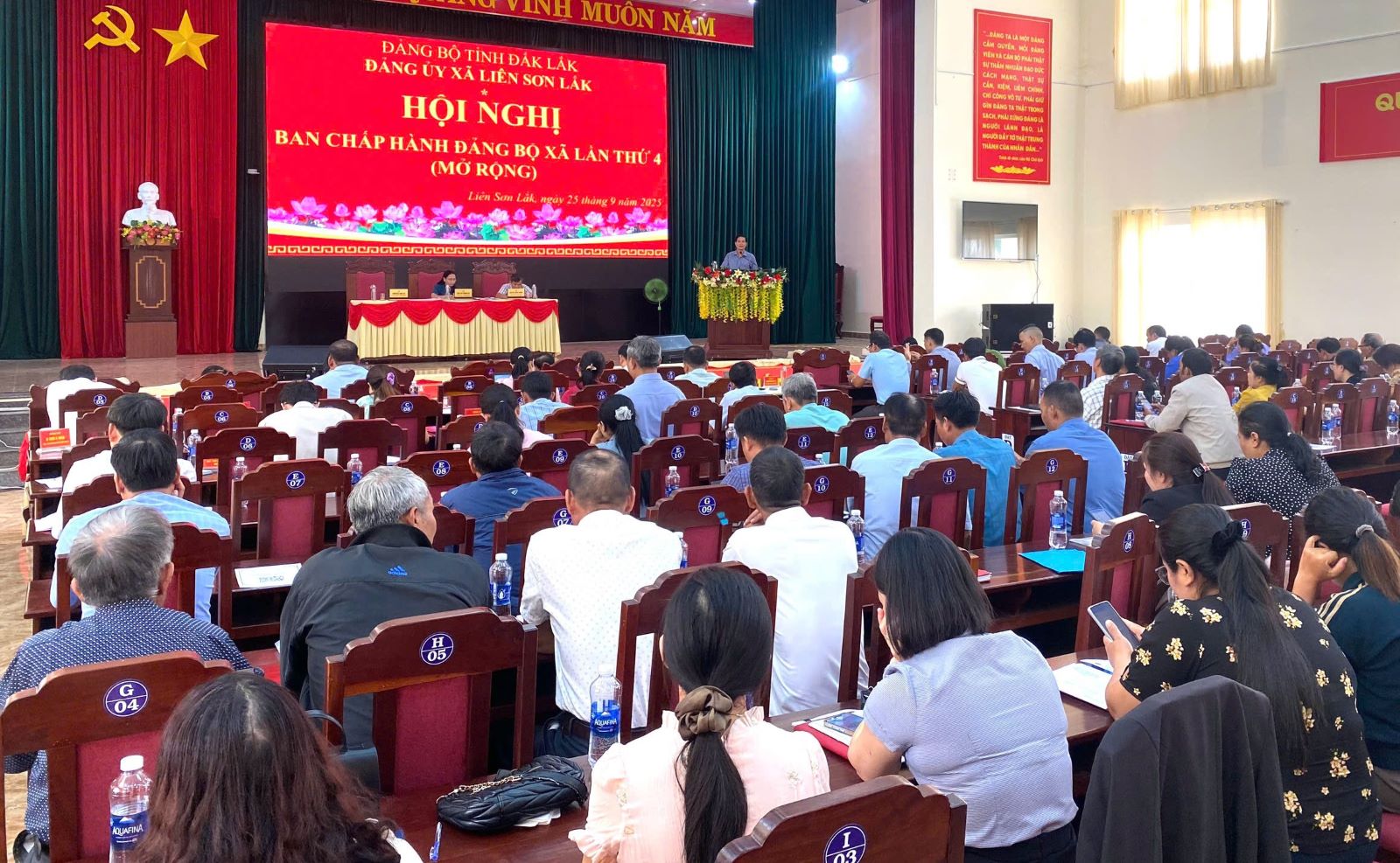 Hội nghị Ban Chấp hành Đảng bộ xã Liên Sơn Lắk lần thứ IV (mở rộng)