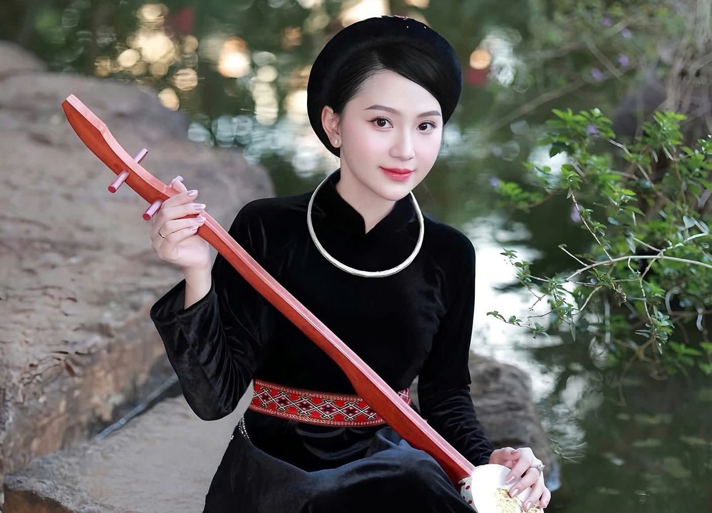 Đắk Lắk có 2 tác phẩm vào vòng chung kết Cuộc thi ảnh trực tuyến “Mỗi tà áo dài - Một câu chuyện đẹp”