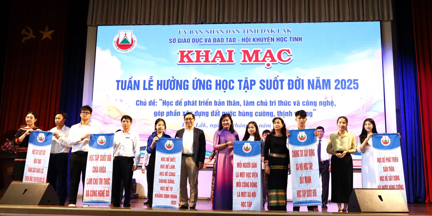 Đắk Lắk khai mạc Tuần lễ hưởng ứng học tập suốt đời năm 2025: Phát triển bản thân, làm chủ tri thức và công nghệ